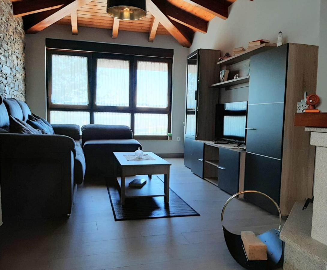 Vivienda Turistica Villa A Madanela Bagian luar foto